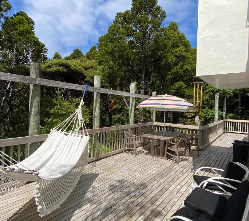 Karekare Apartment | Kauri Coast Bungalow