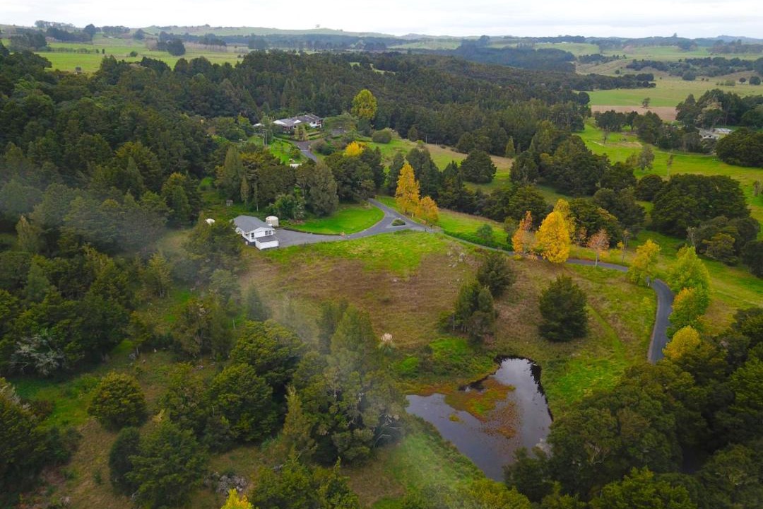Taheke House | Saint Karas Retreat Cottage