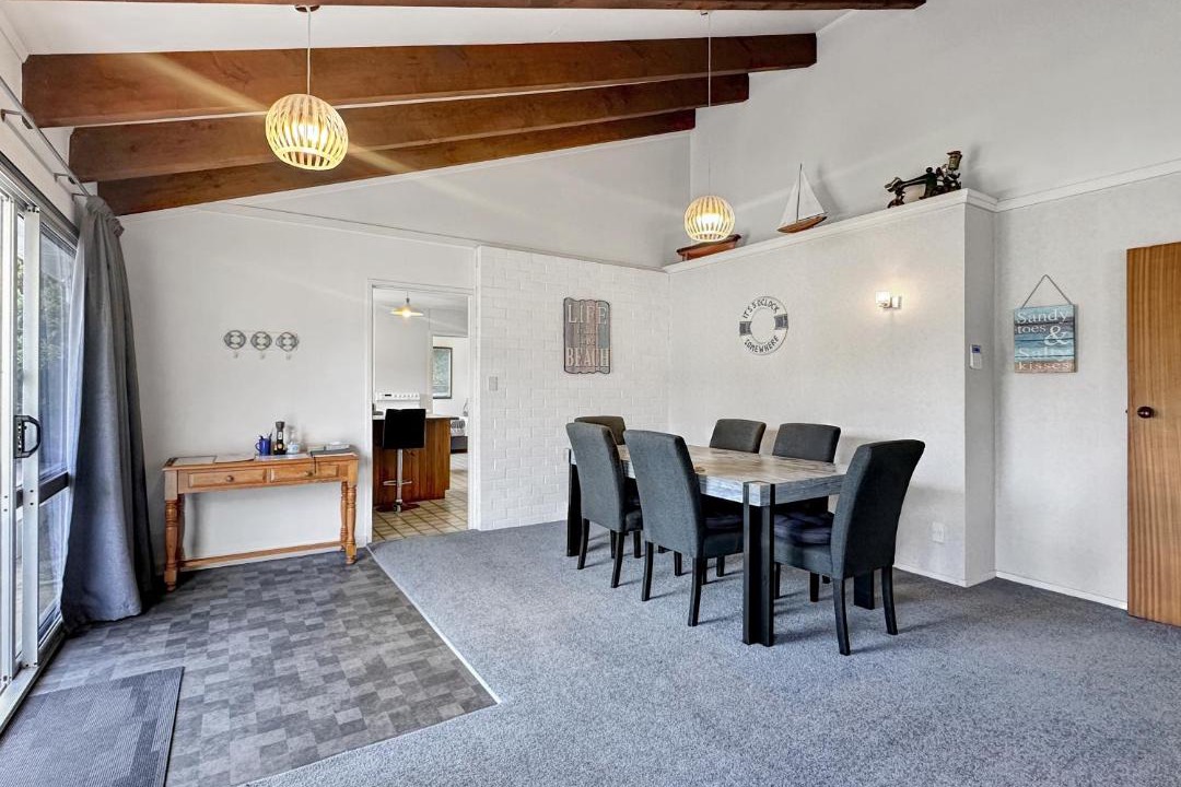 Paihia House | Central Spacious Family House - Paihia House