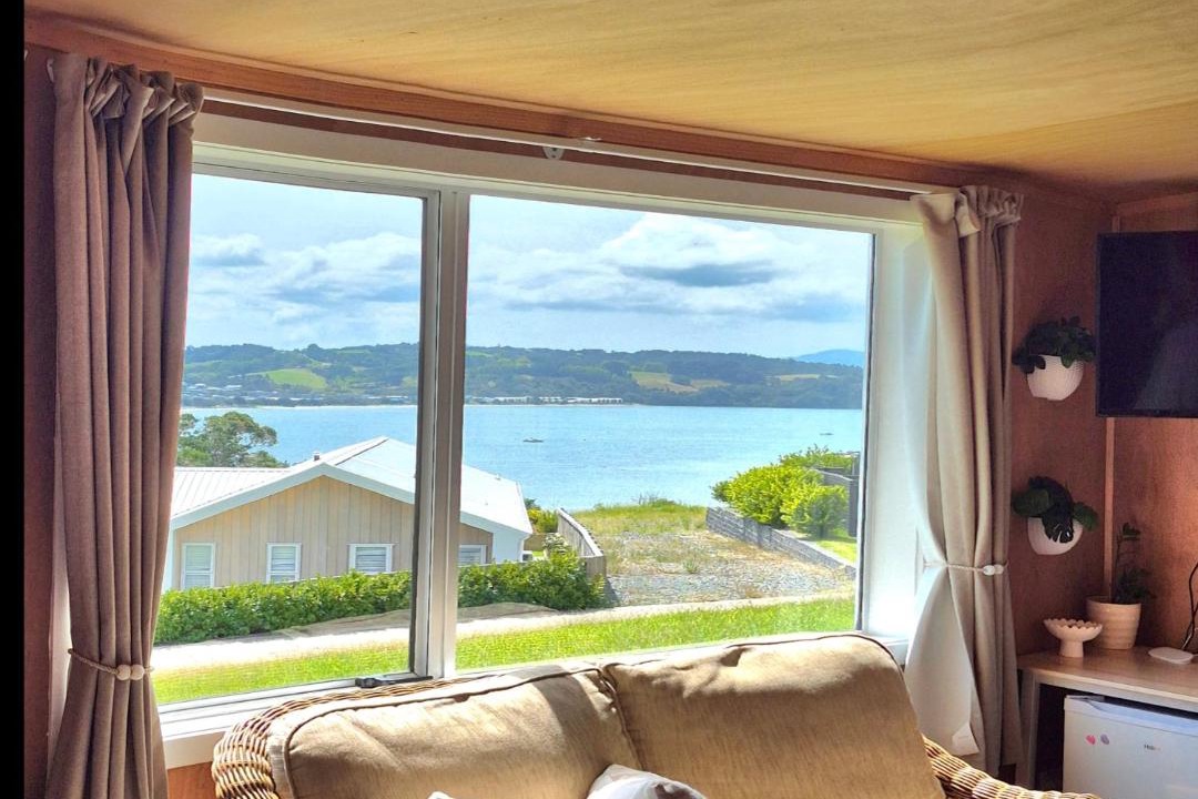 Snells Beach House | Tide and Tranquility - Guest Studio