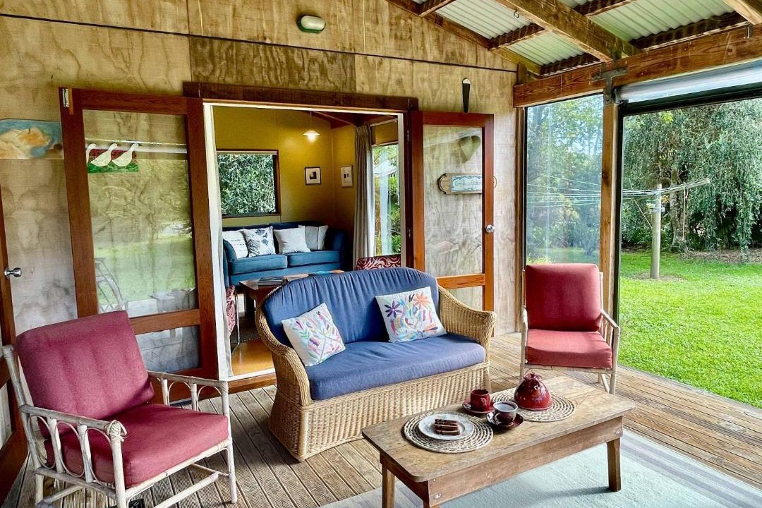 Patons Rock House | Kakariki Bach - Family Haven