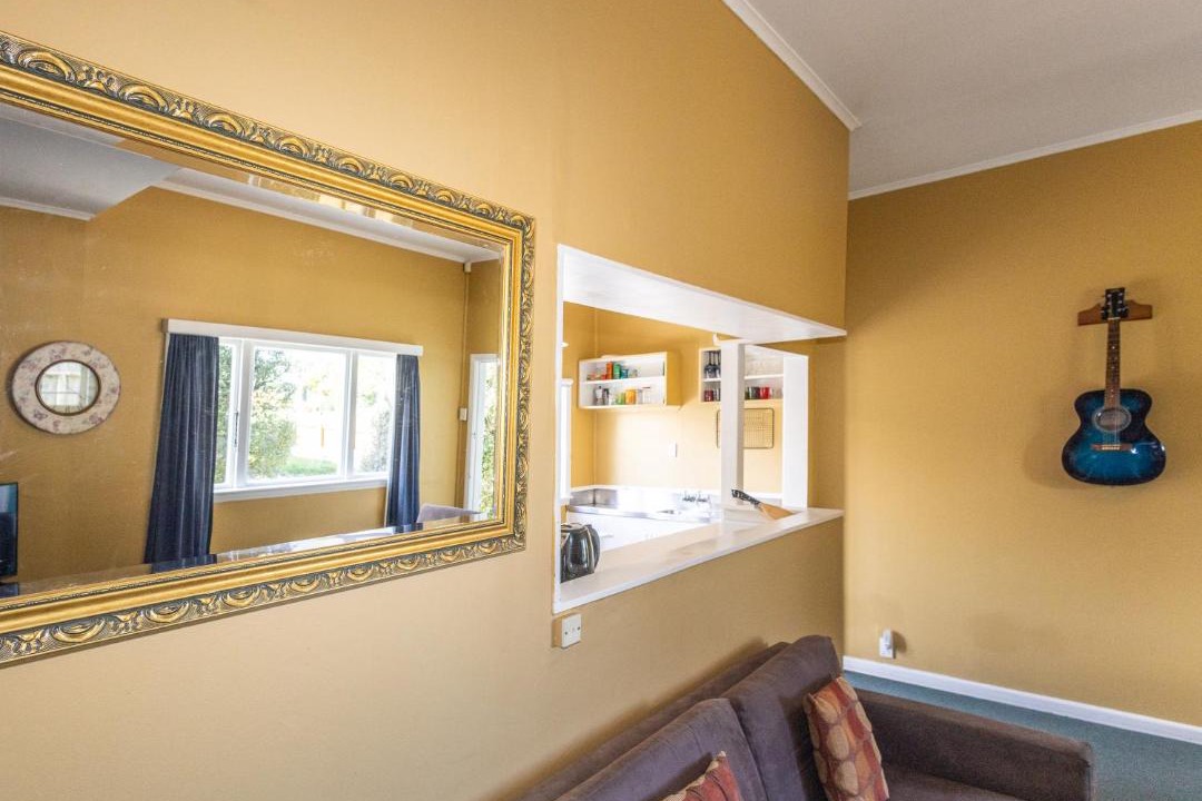 Rangataua House | Oroua Cottage - Rangataua Bach