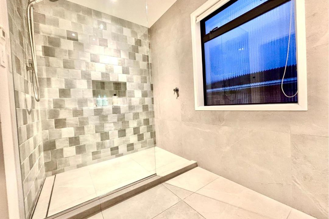 Mount Maunganui House | Deluxe Downtown Mount Maunganui