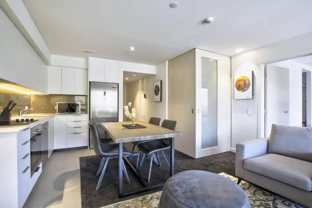 Arthur's Point Apartment | Rihir Apartment at the base of Coronet Peak