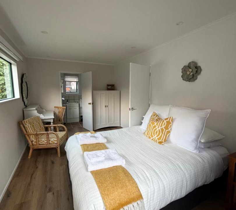 Russell Apartment | The Hut