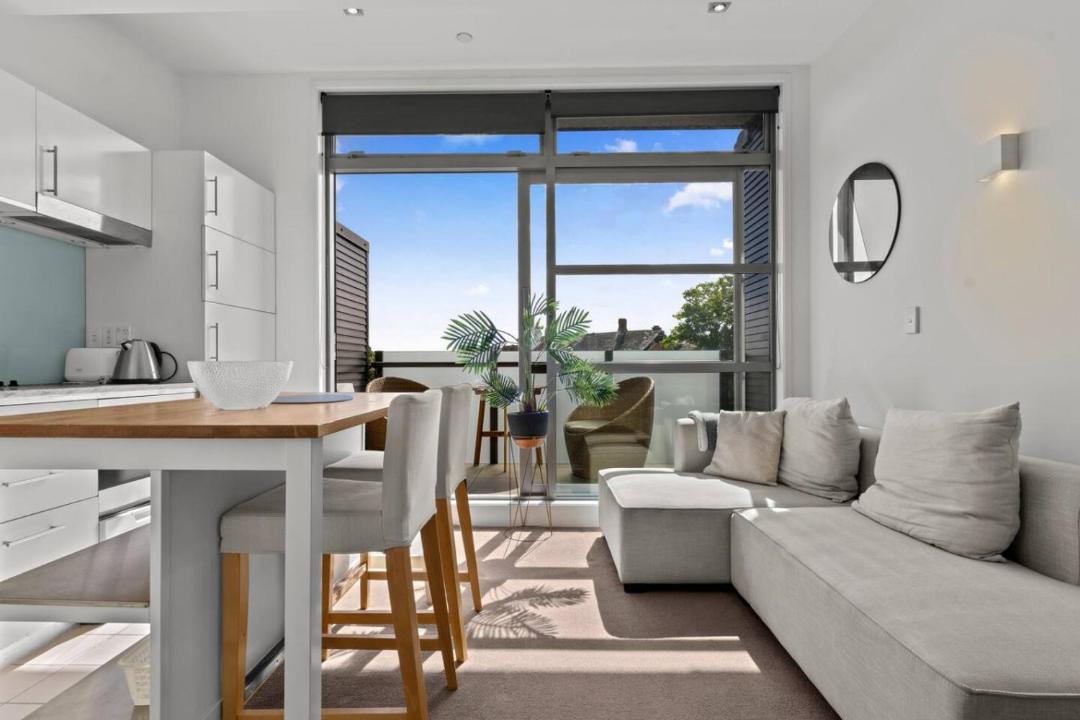 Grey Lynn Apartment | Modern Abode - Parking - Views near Ponsonby Rd