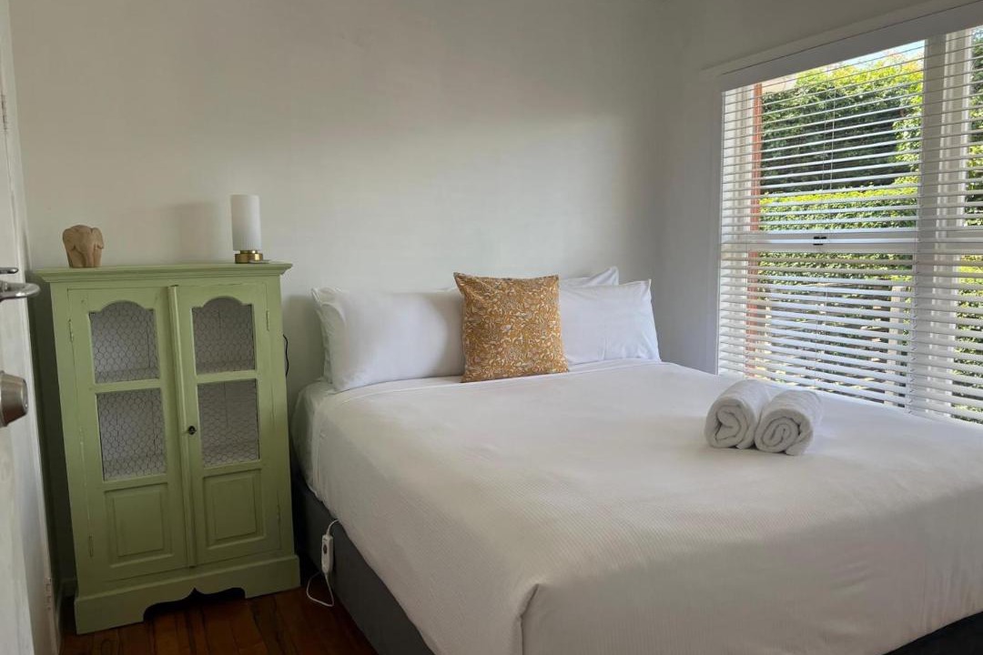 Devonport Apartment | Devonport Comfort by Bespoke Stays