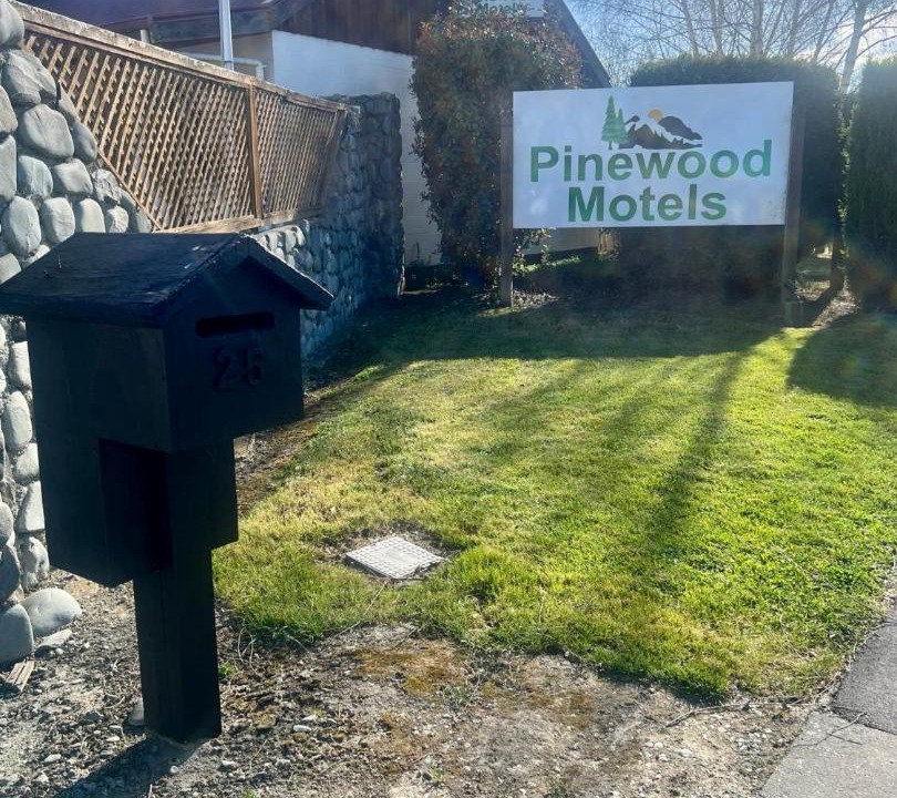 Fairlie Hotel | Pinewood Motels