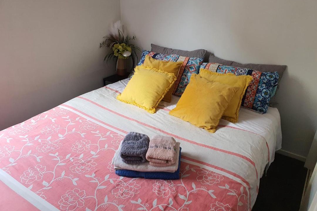Edgeware House | 3-Bedrooms Home near CBD