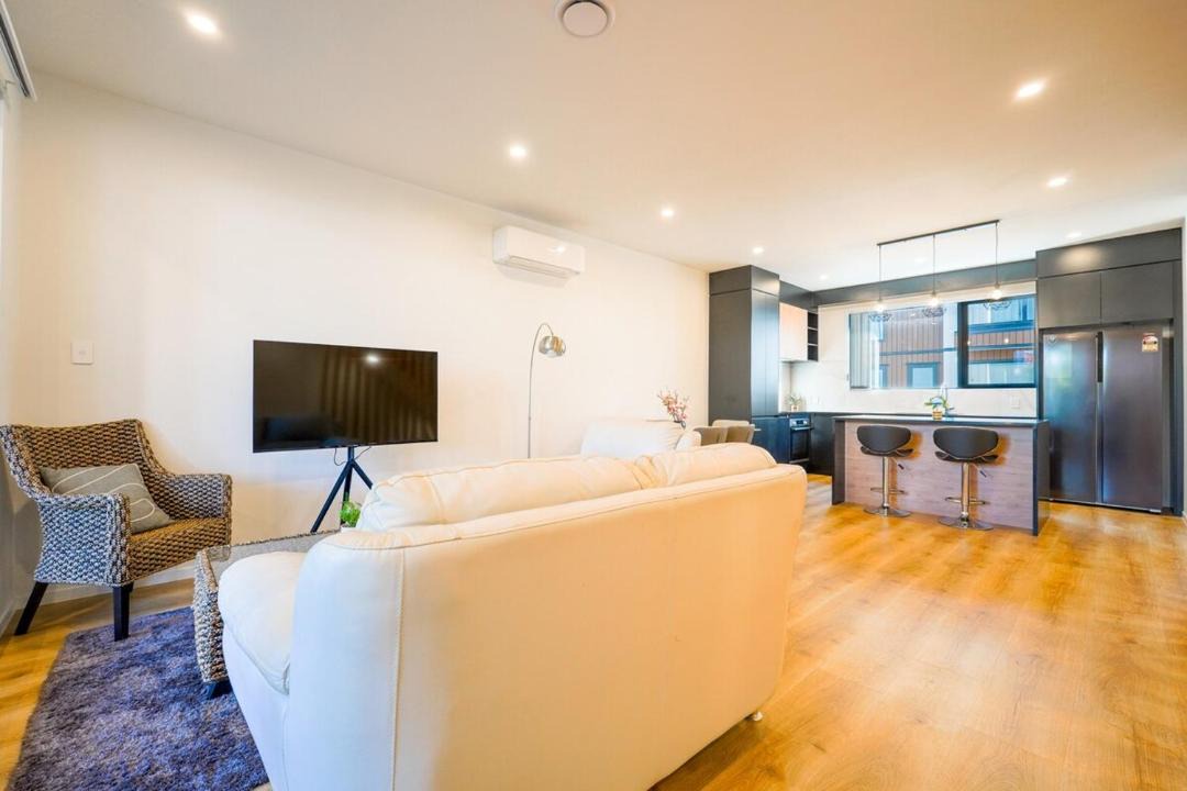 Belmont House | 4 Bedrooms Modern Coastal Retreat Near Devonport