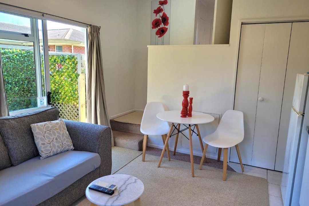 Hamilton Apartment | Private Self Contained Unit