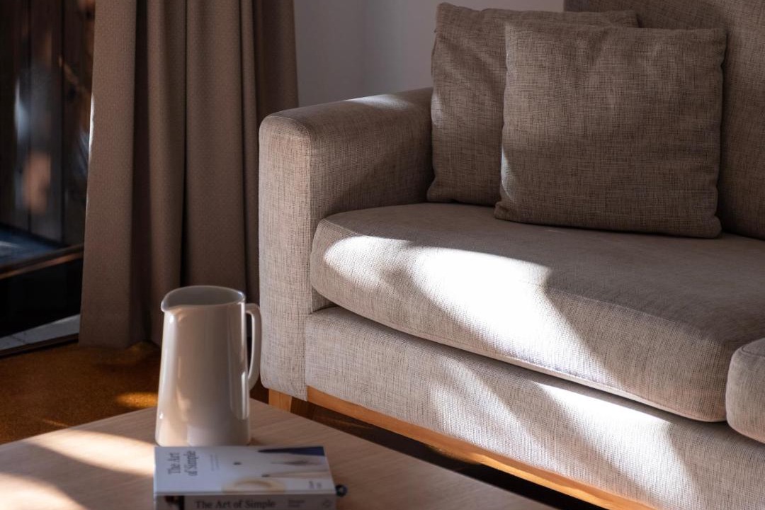 Raglan Hotel | Bow Street Apartments & Cottage