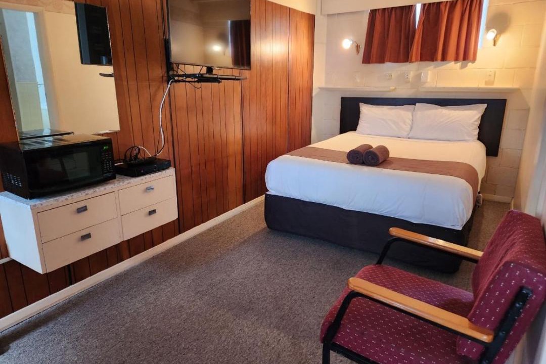 Tokoroa Hotel | Mayfair Court Motel