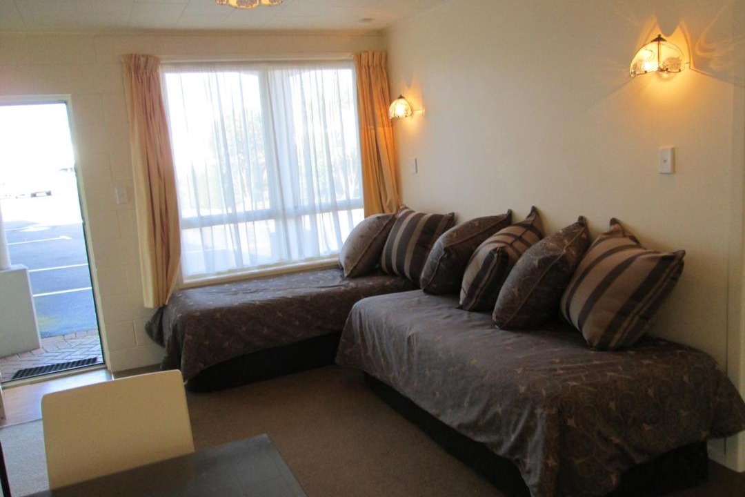 Thames Hotel | Shortland Court Motel