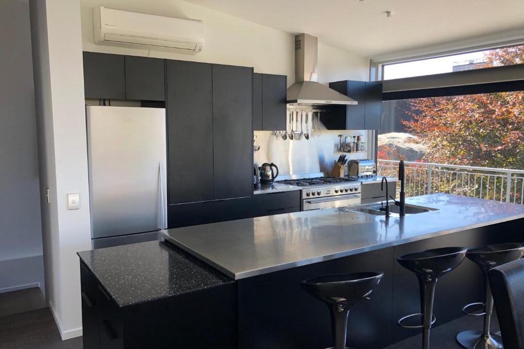 Fernhill House | Remarkable Escape Breathtaking Views with Hot Tub