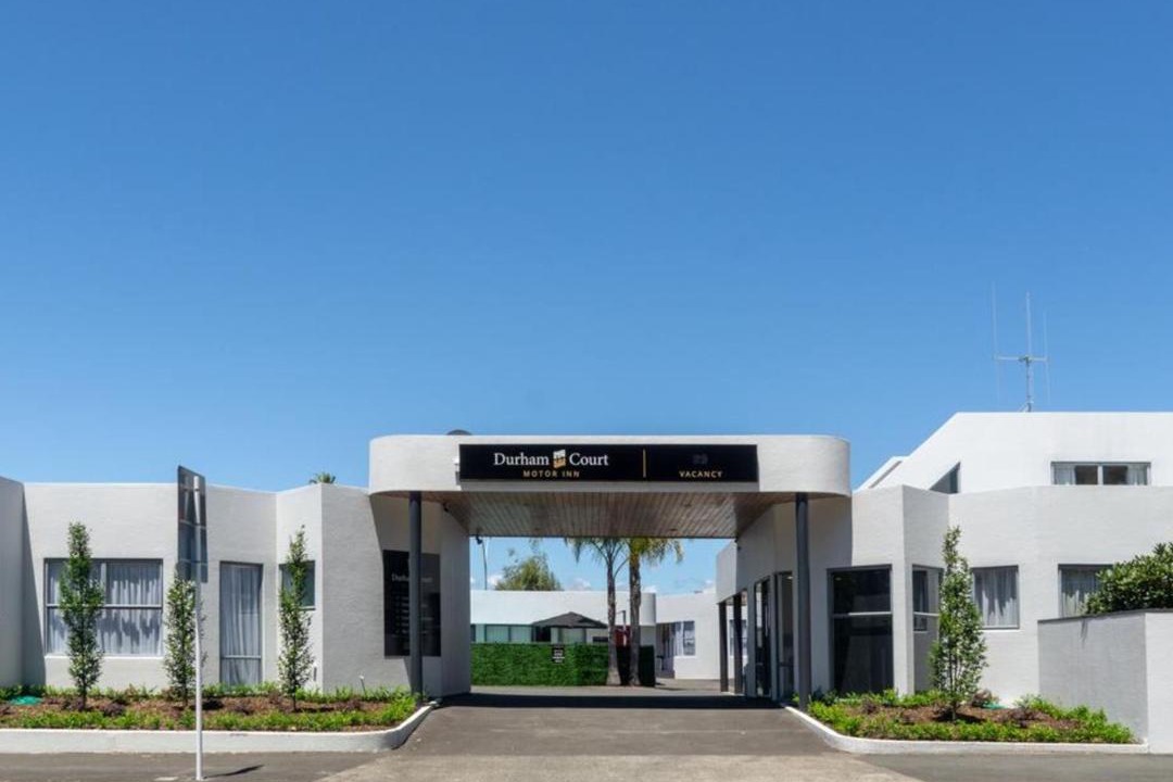 Tauranga Hotel | Durham Court Motor Inn