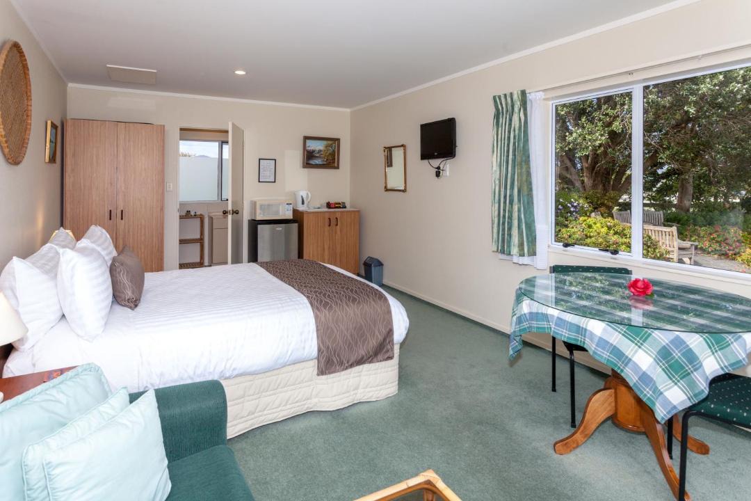 Coromandel Bed & Breakfast | Breakaway Bed & Breakfast