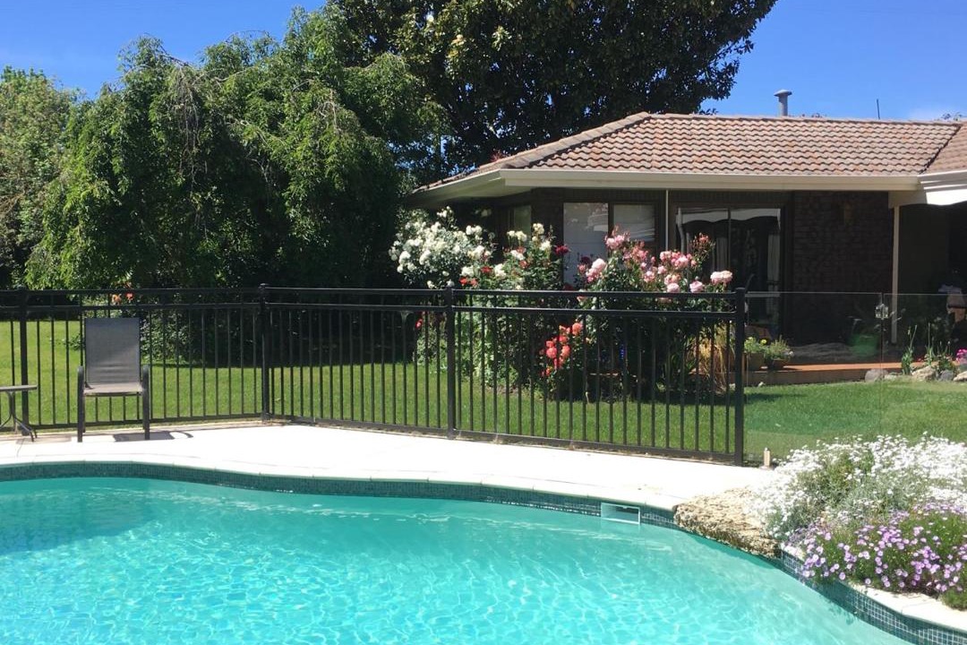 Longlands House | Bluebell Lodge and Cottage