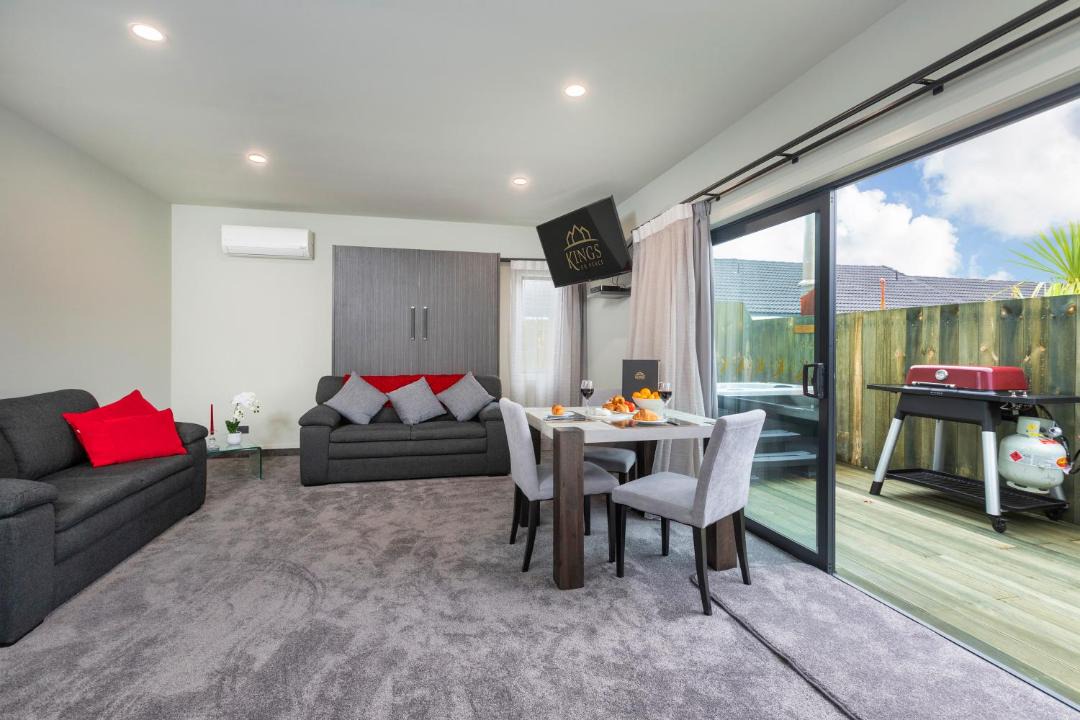 Rotorua Hotel | Kings On Peace