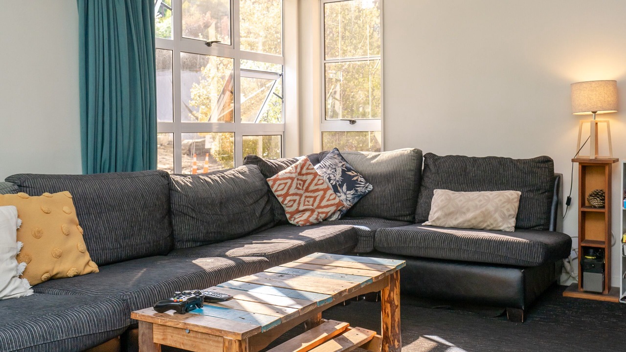 Photo of Livingroom in Queenstown City Centre