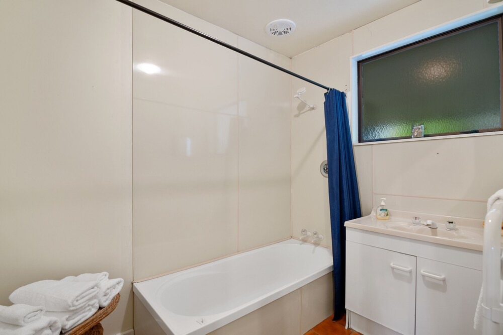 Photo of Bathroom in Ngakuta Bay