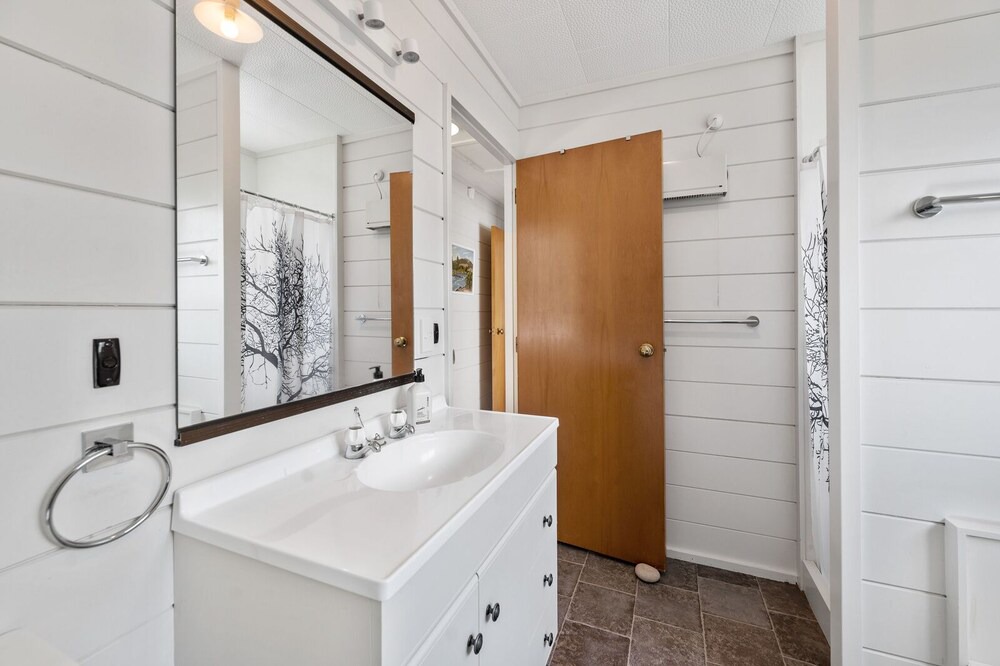 Photo of Bathroom in Turangi