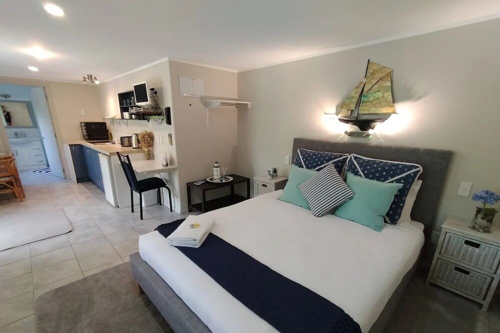 Photo of Bedroom in Opua