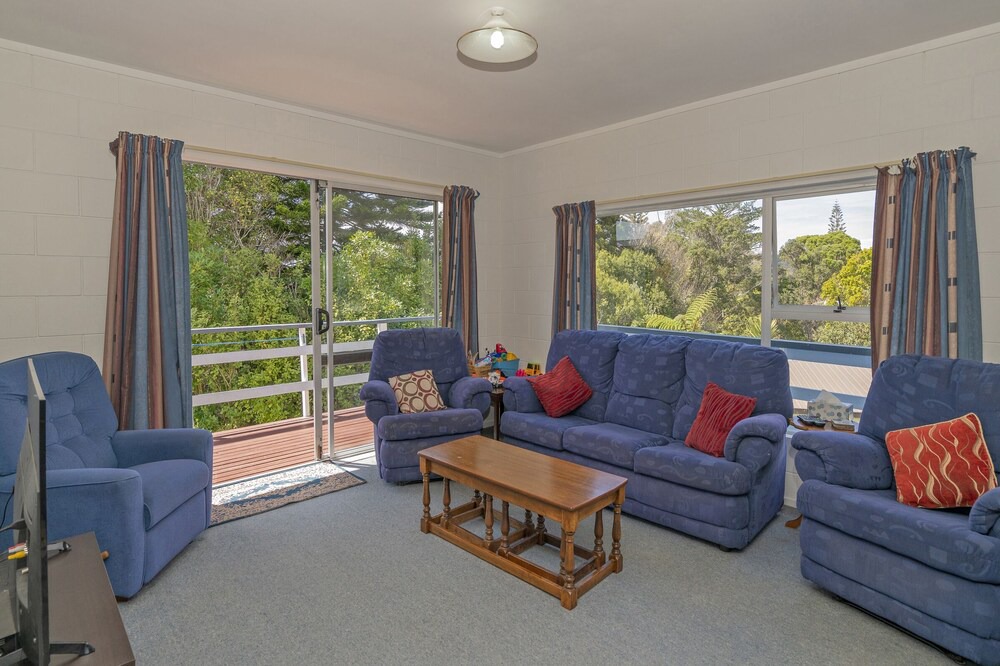 Photo of Livingroom in Whiritoa
