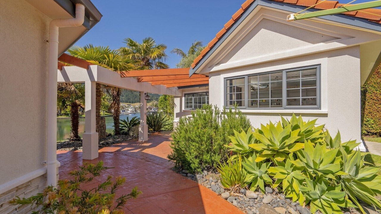 Photo of Patio Balcony in Pauanui