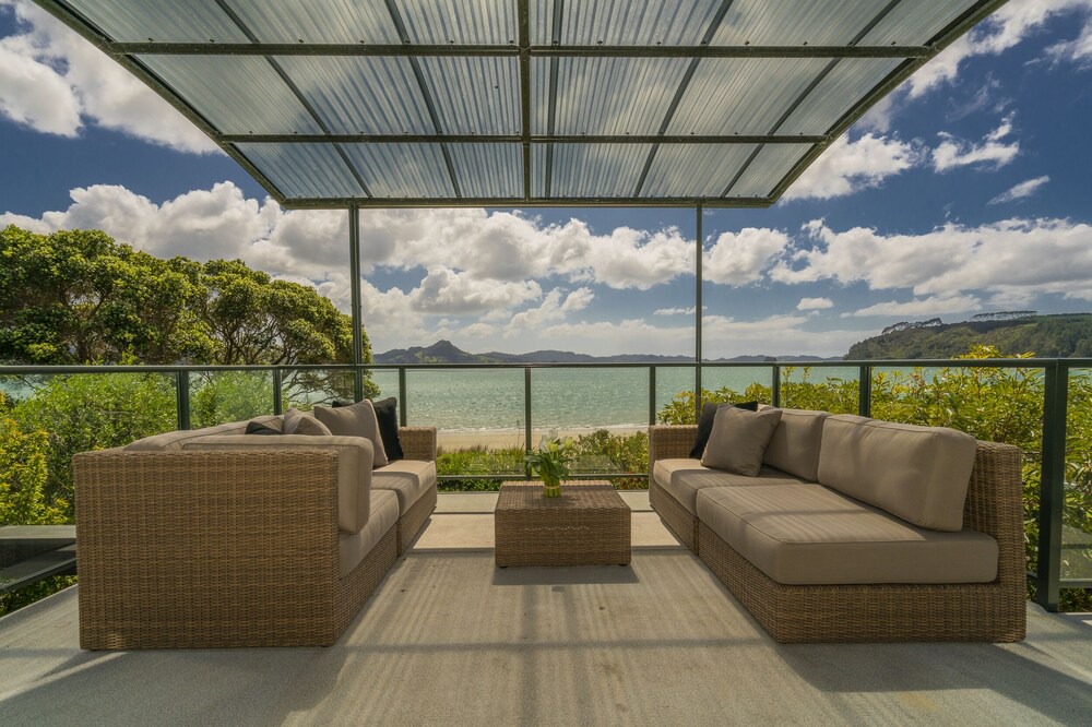Photo of Patio Balcony in Cooks Beach