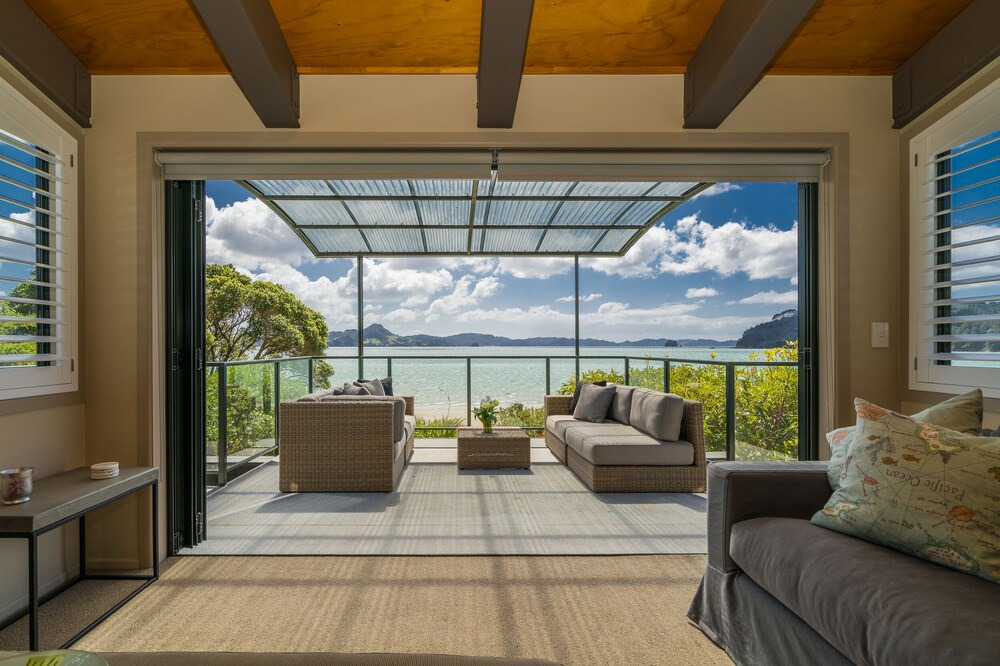 Photo of Livingroom in Cooks Beach