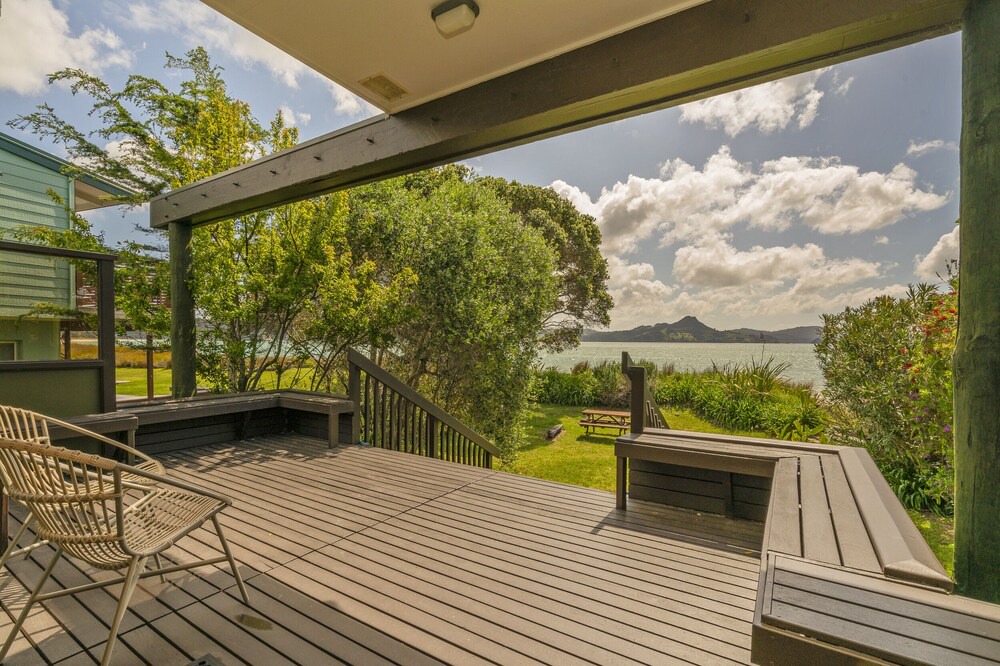 Photo of Patio Balcony in Cooks Beach