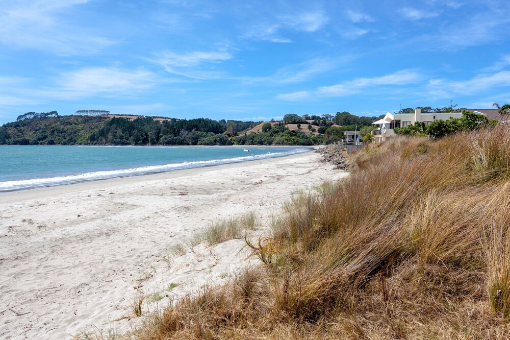 Photo of Others in Cooks Beach