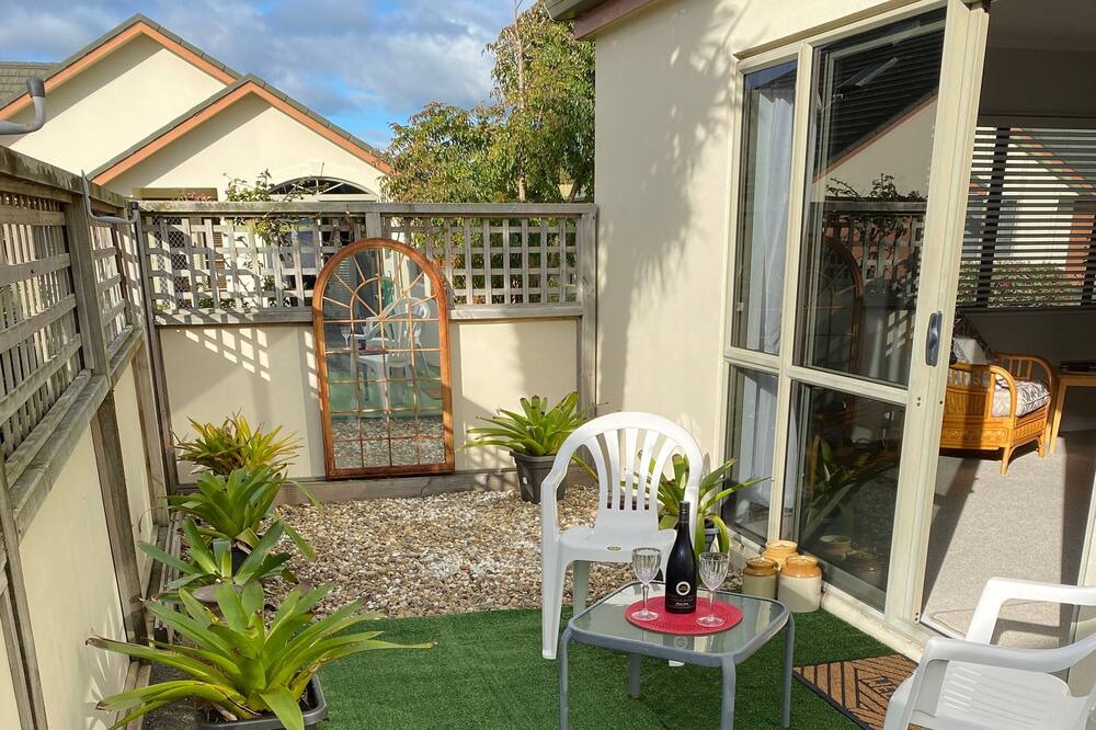 Photo of Patio Balcony in Papamoa Beach