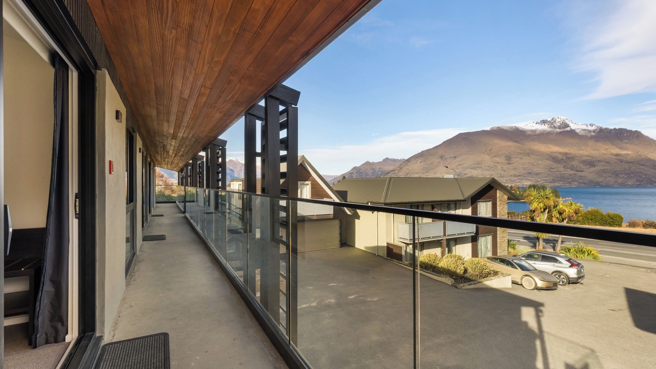 Photo of Others in Queenstown