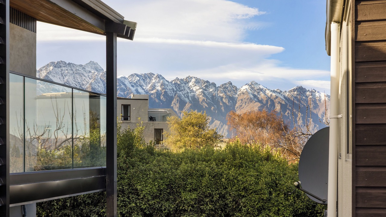 Photo of Others in Queenstown