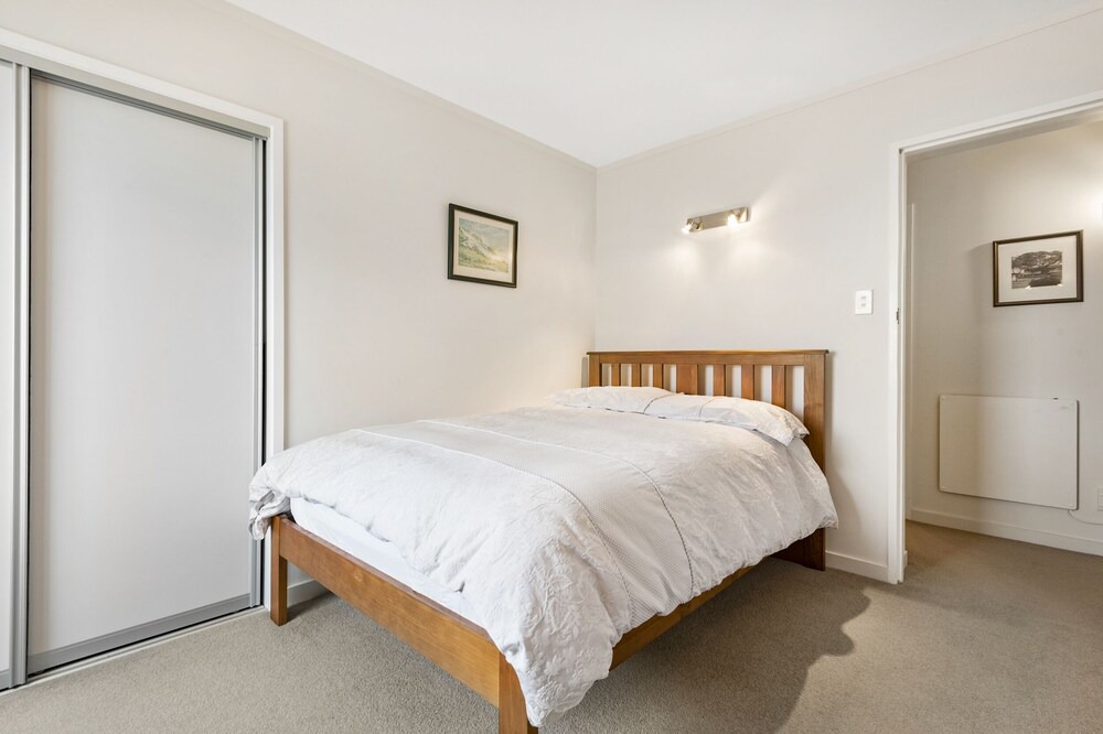 Photo of Bedroom in Oriental Bay
