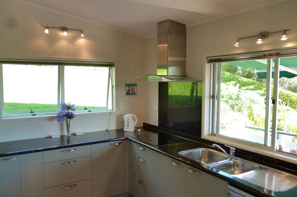 Photo of Kitchen in Rings Beach