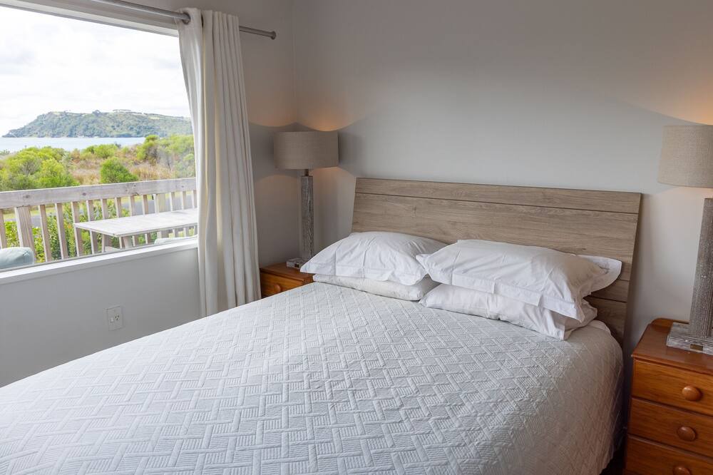 Photo of Bedroom in Cooks Beach