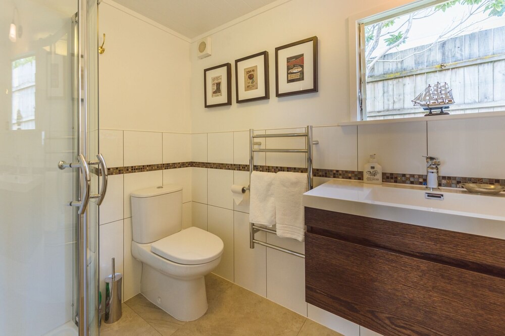 Photo of Bathroom in Waiheke Island