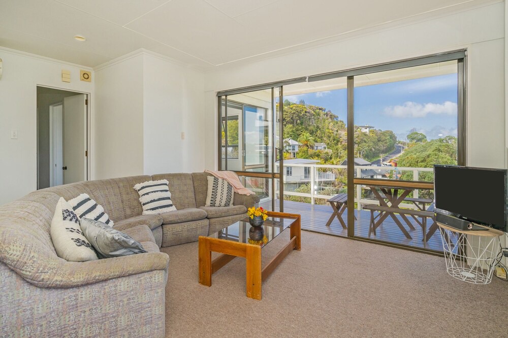 Photo of Livingroom in Whitianga