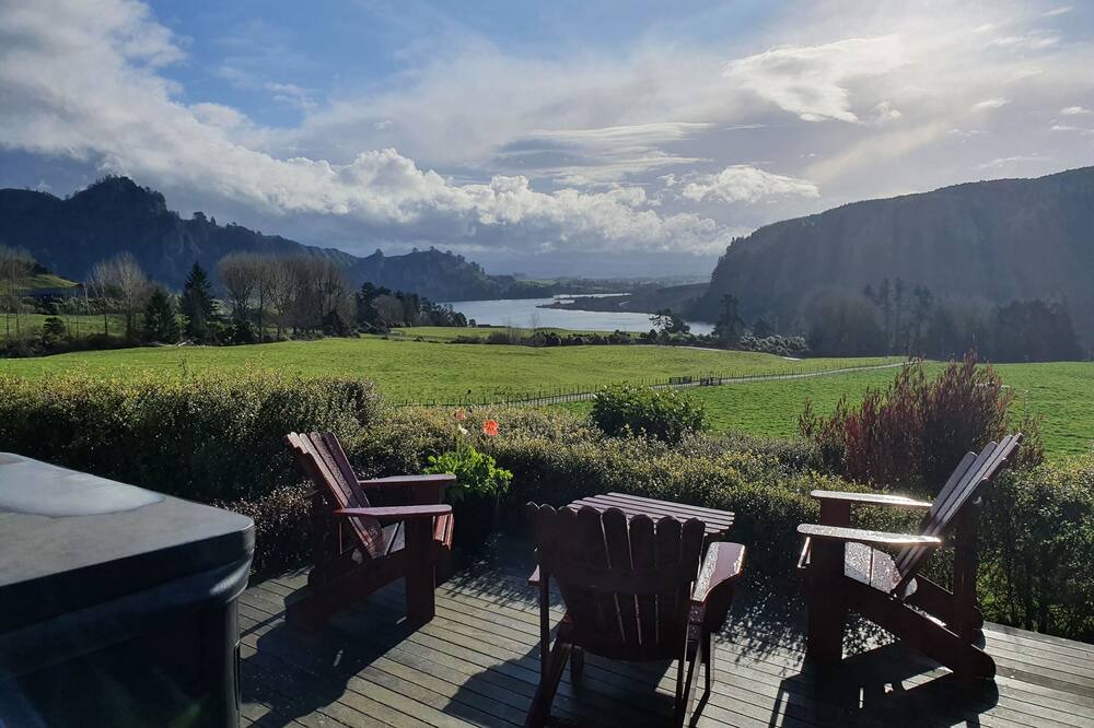 Photo of Patio Balcony in North Island