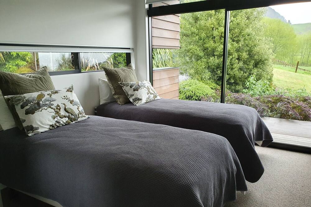 Photo of Bedroom in North Island
