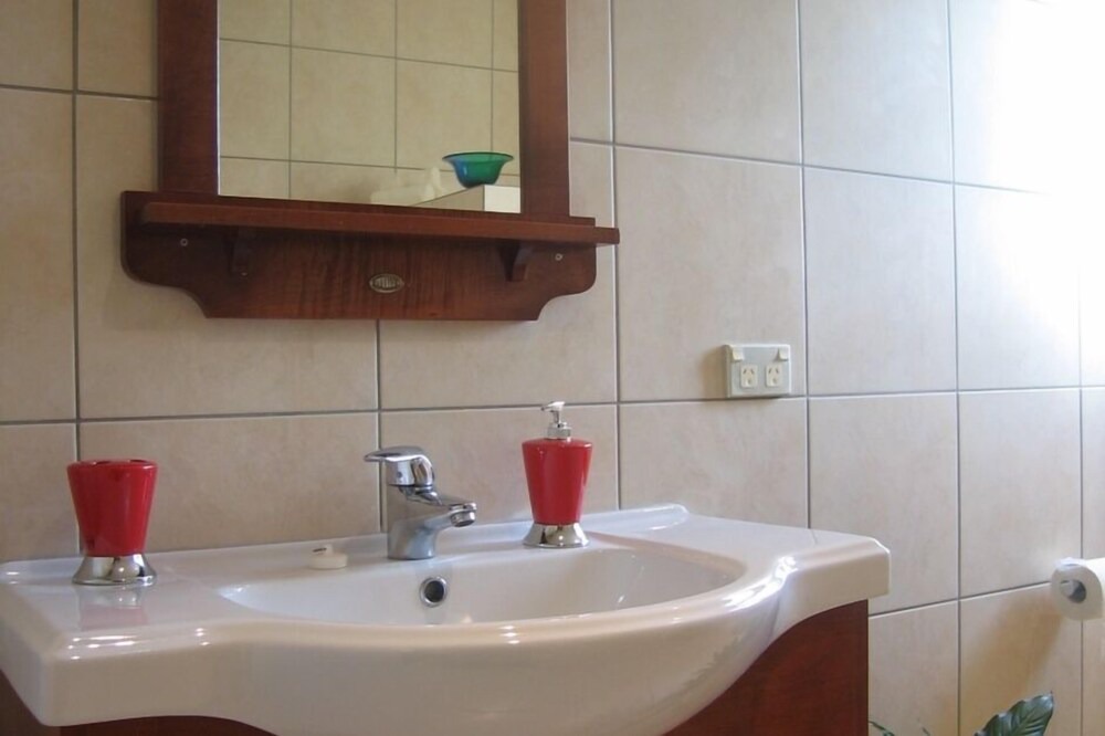 Photo of Bathroom in Wanaka