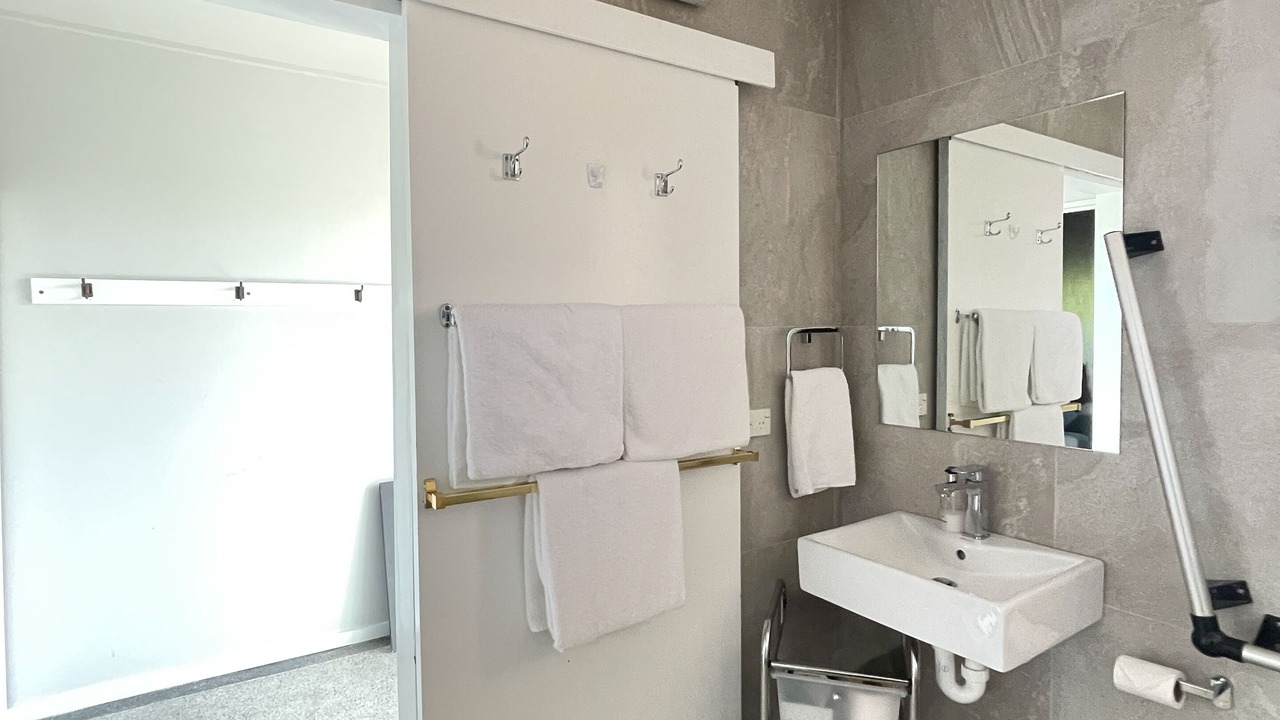 Photo of Bathroom in Whanganui