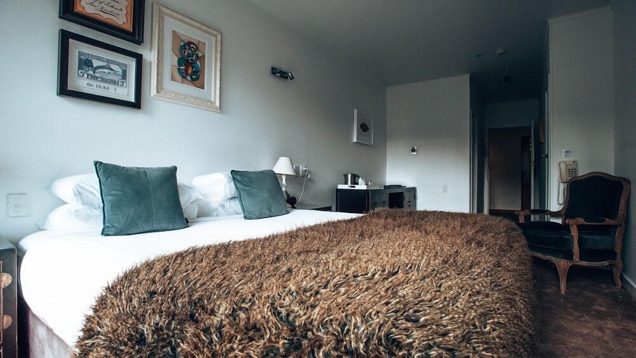 Photo of Bedroom in Russell