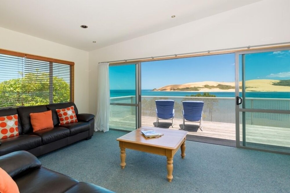 Photo of Livingroom in Opononi
