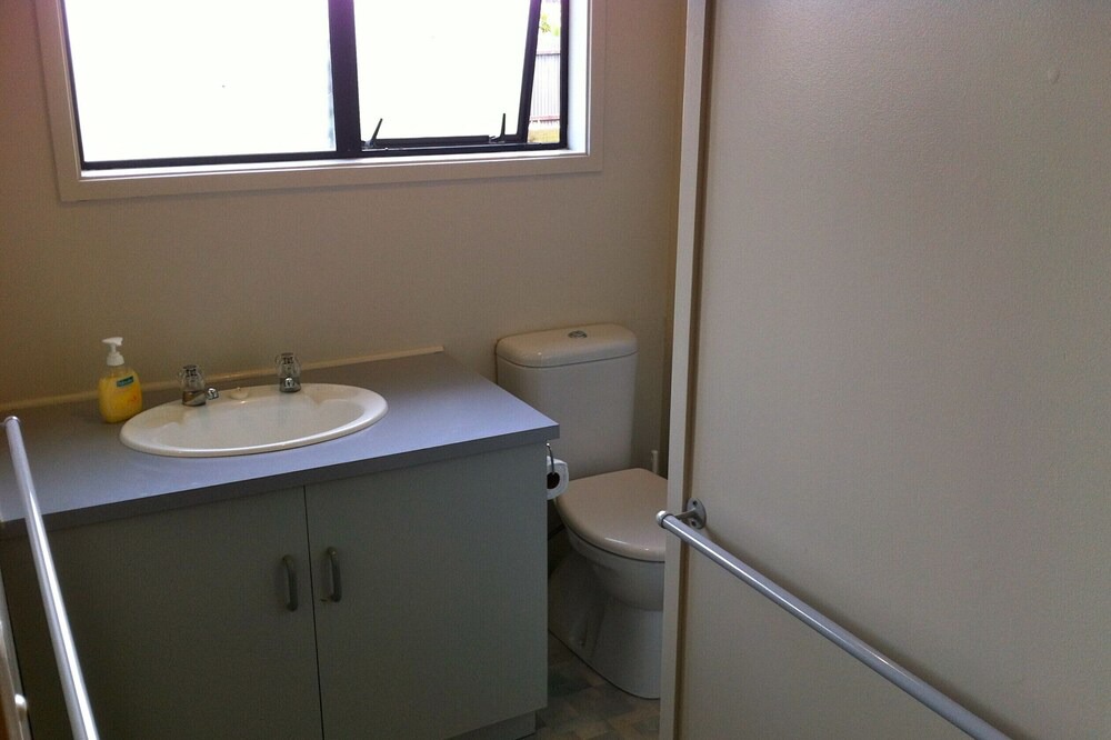 Photo of Bathroom in Wharekaho