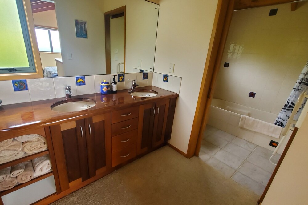 Photo of Bathroom in Tairua