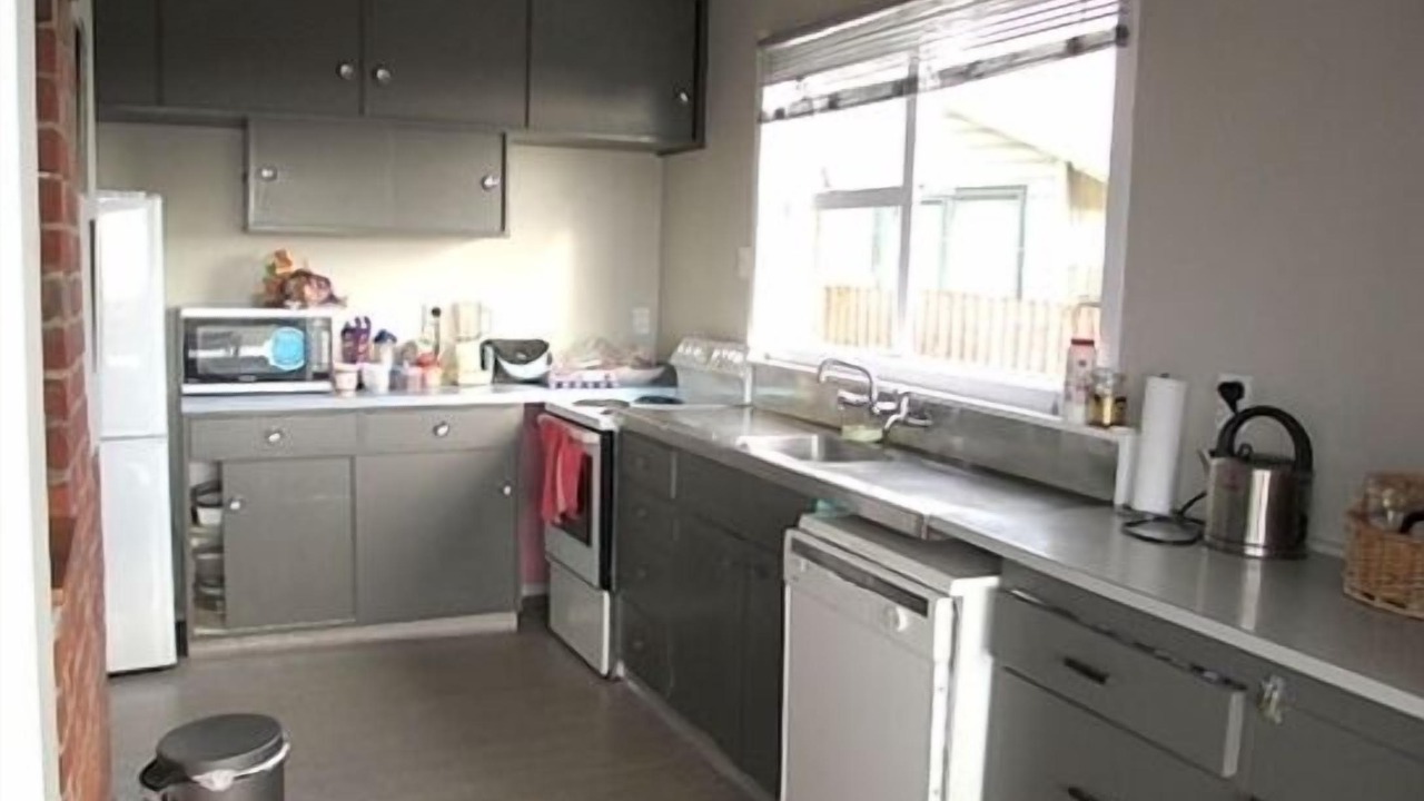 Photo of Kitchen in Waitarere Beach